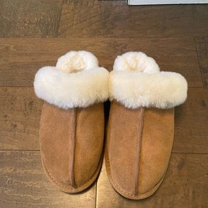 Ugg Scuffette slippers. Women size US 7.